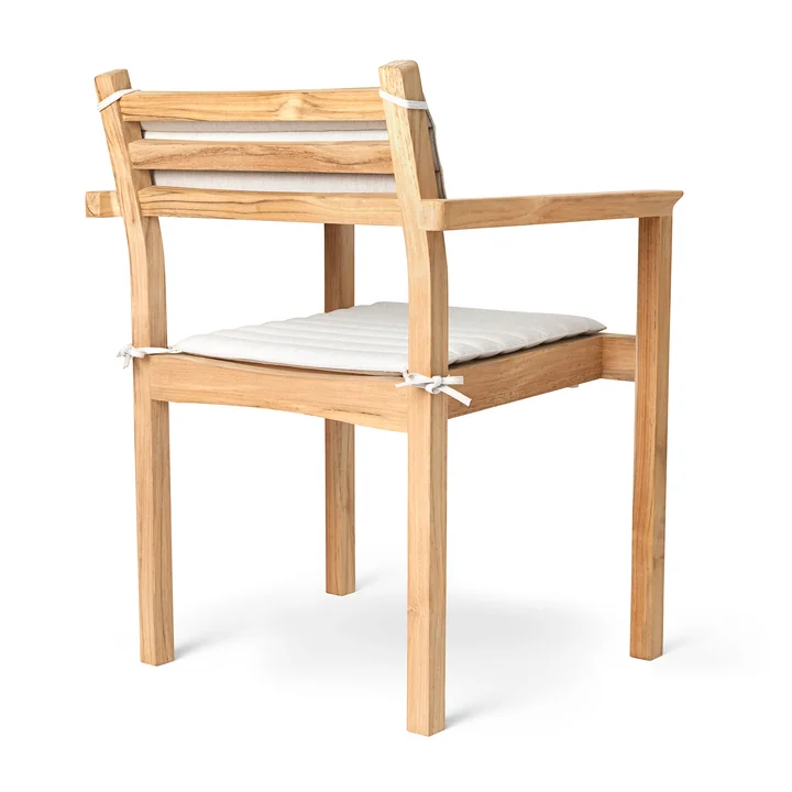 AH502 Garden armchair, teak untreated from Carl Hansen