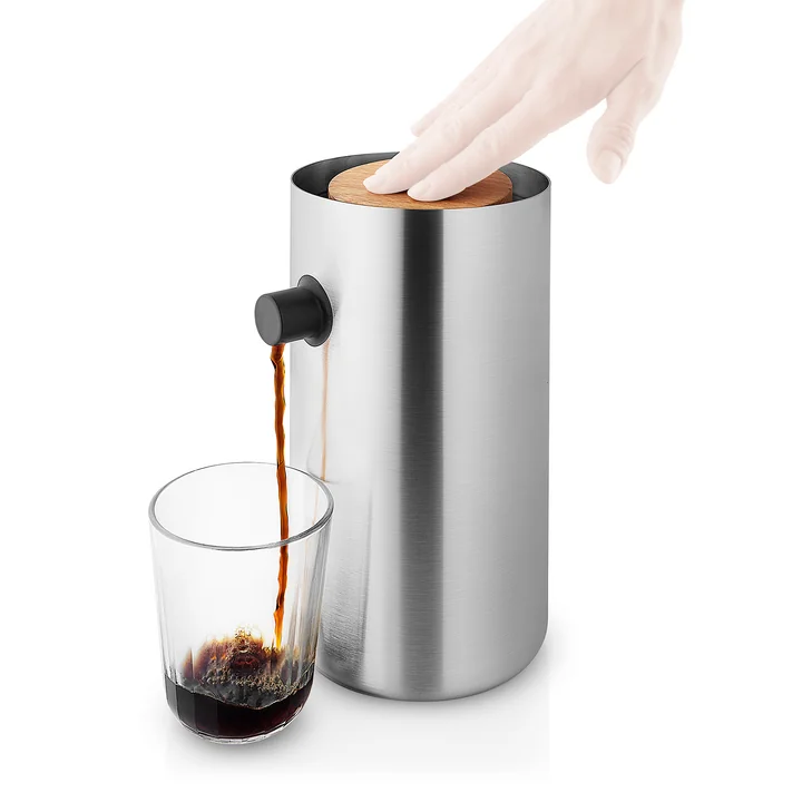 Nordic Kitchen Pump thermos, stainless steel from Eva Solo