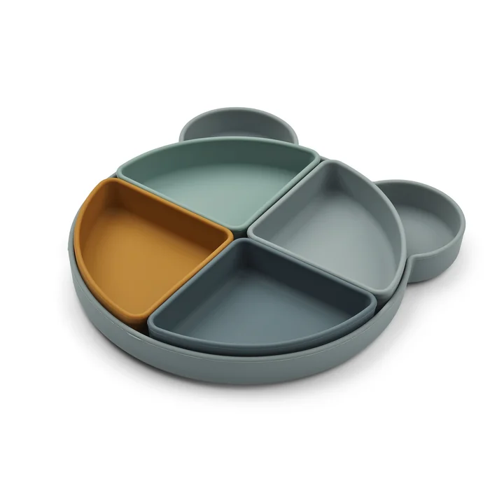 Arne subdivided plate from LIEWOOD in the design Mr. Bear, blue fog