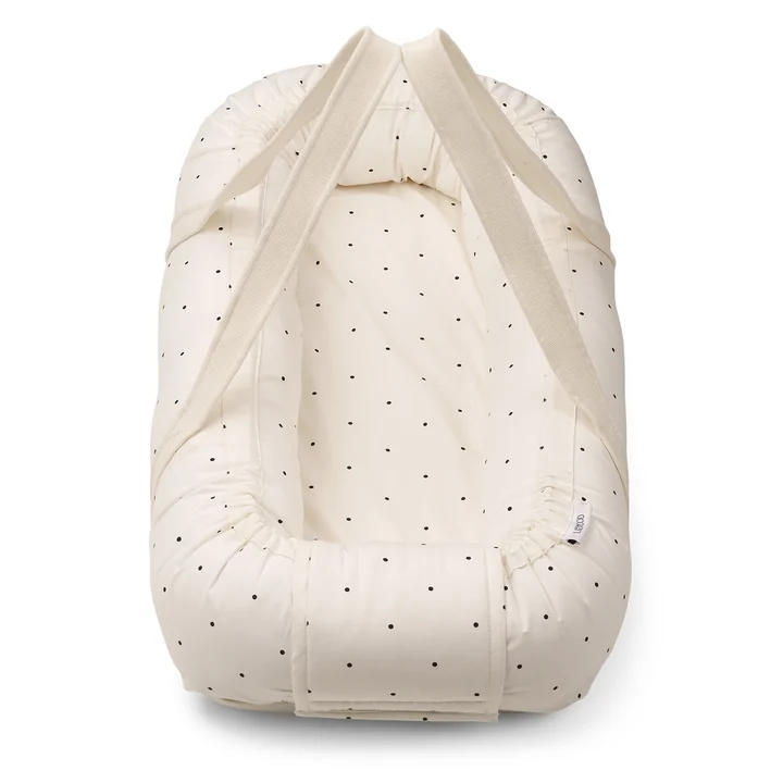 Gro Baby nest / baby carrier from LIEWOOD in the classic dotted, cream de la cream version