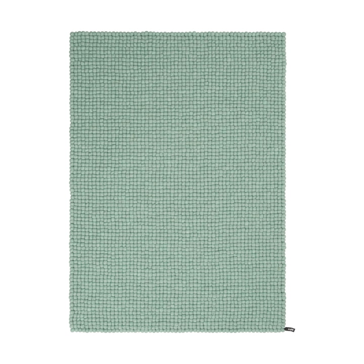 Fine Felt ball rug from myfelt in the color turquoise