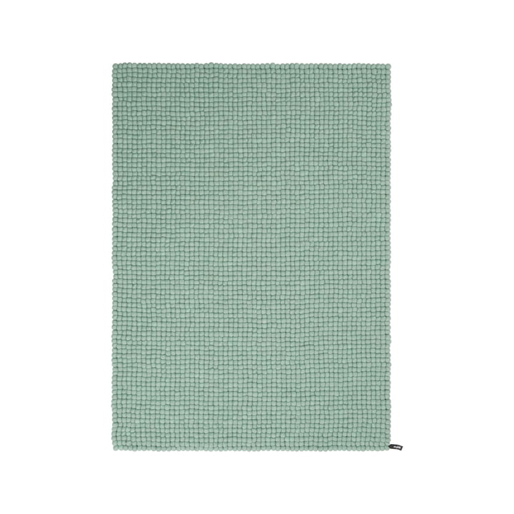 Fine Felt ball rug from myfelt in the color turquoise