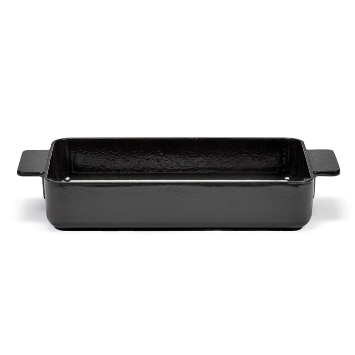 Surface Cast iron casserole dish from Serax in the color black