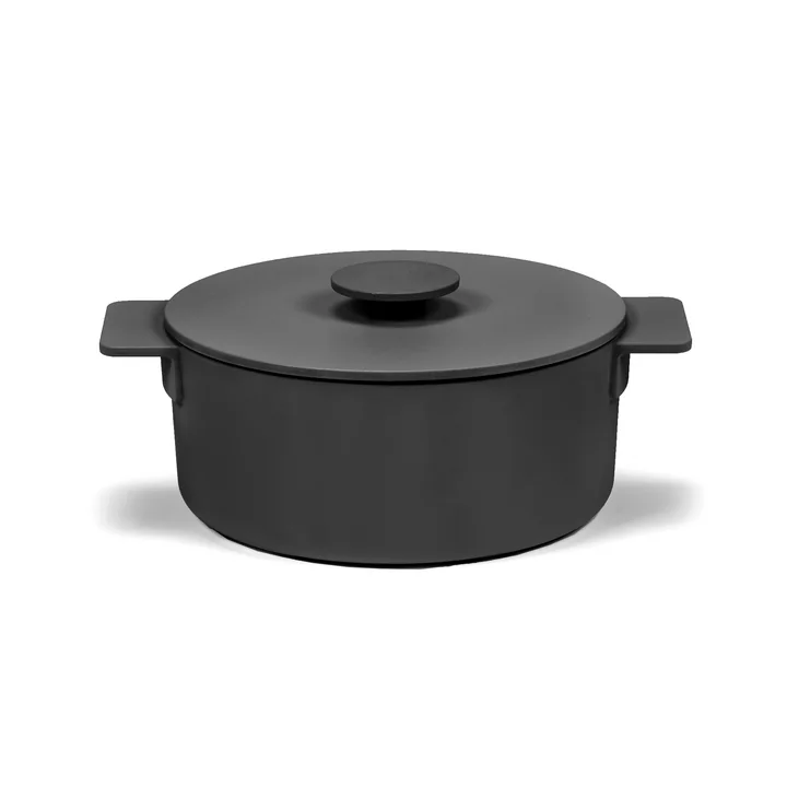 Surface Cast iron pot with lid from Serax in the color black