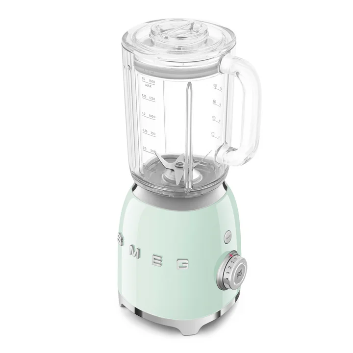 BLF03 stand mixer from Smeg