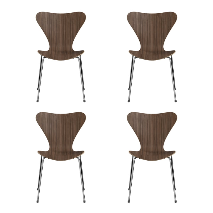Fritz Hansen - Serie 7 Chair (46.5 cm), natural walnut / chrome-plated (set of 4)