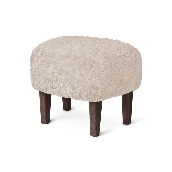 Audo - Ingeborg Footstool, dark stained oak / Sheepskin Moonlight