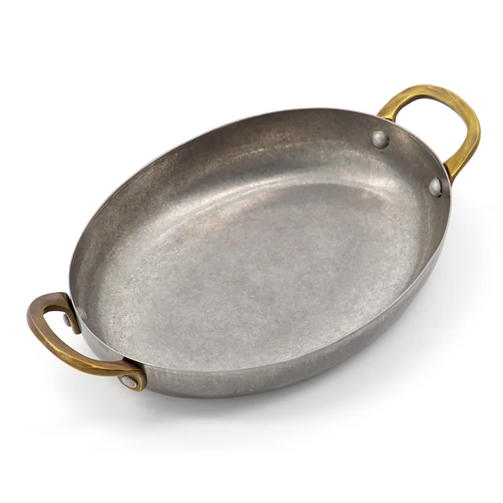 Presentation Mini pan, brushed stainless steel (set of 2) by Nicolas Vahé