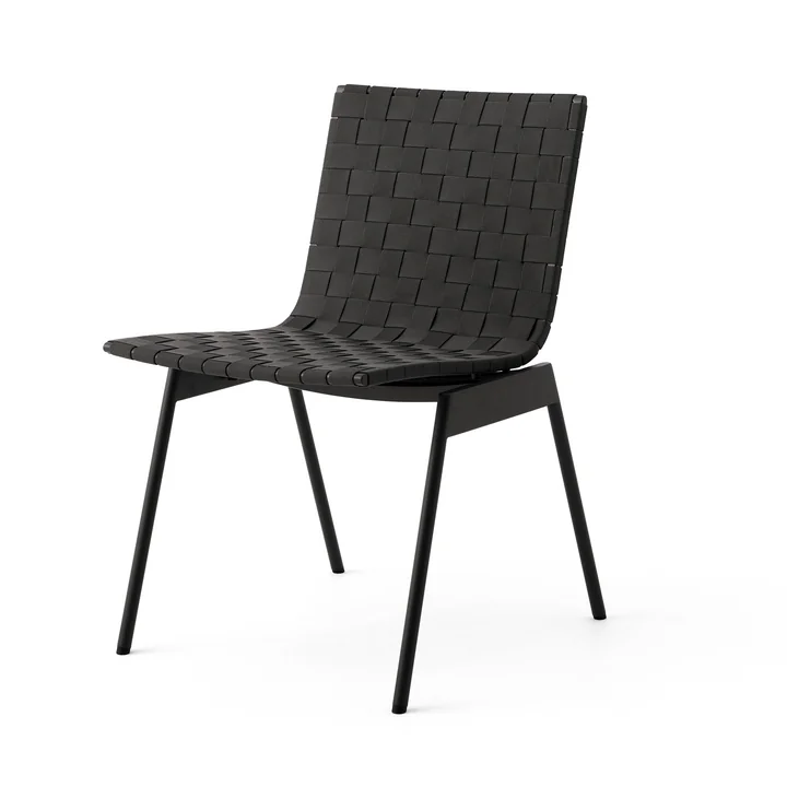 Ville Outdoor AV33 Chair from & Tradition