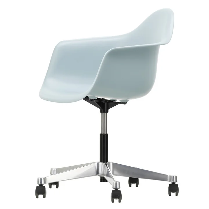Eames Plastic Armchair from Vitra