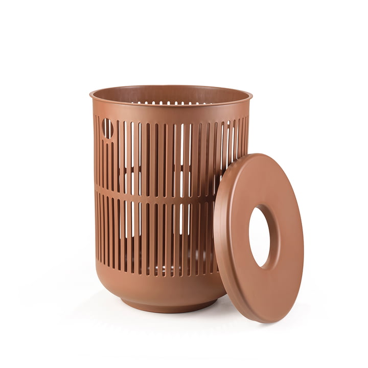 Ume Laundry basket with lid, terracotta by Zone Denmark