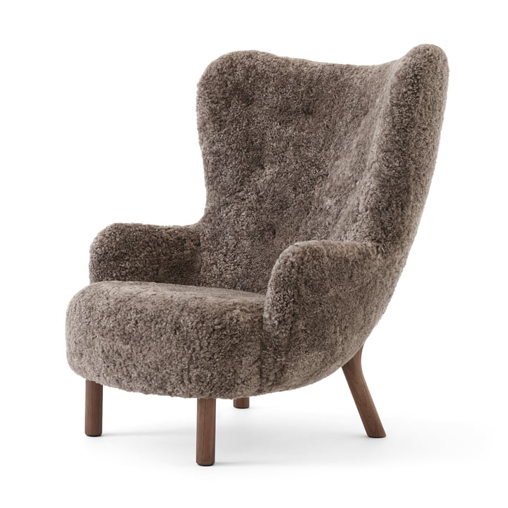 Petra Lounge Chair VB3 high back, oiled walnut / Sahara sheepskin from & Tradition