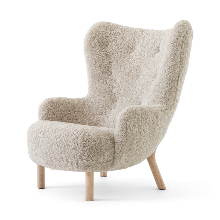 Petra Lounge Chair VB3, High Back, oiled oak / Moonlight sheepskin from & Tradition