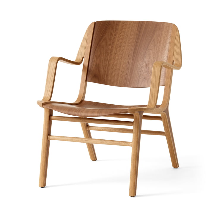 AX Lounge Chair with armrests HM11, walnut / oak lacquered by & Tradition