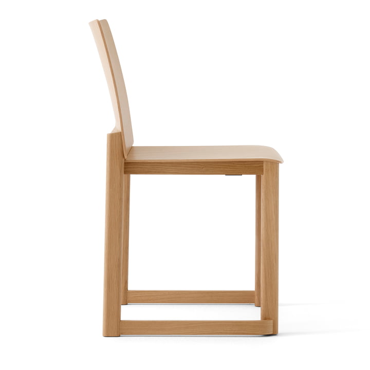 Allwood Side Chair AV35, oak lacquered from & Tradition