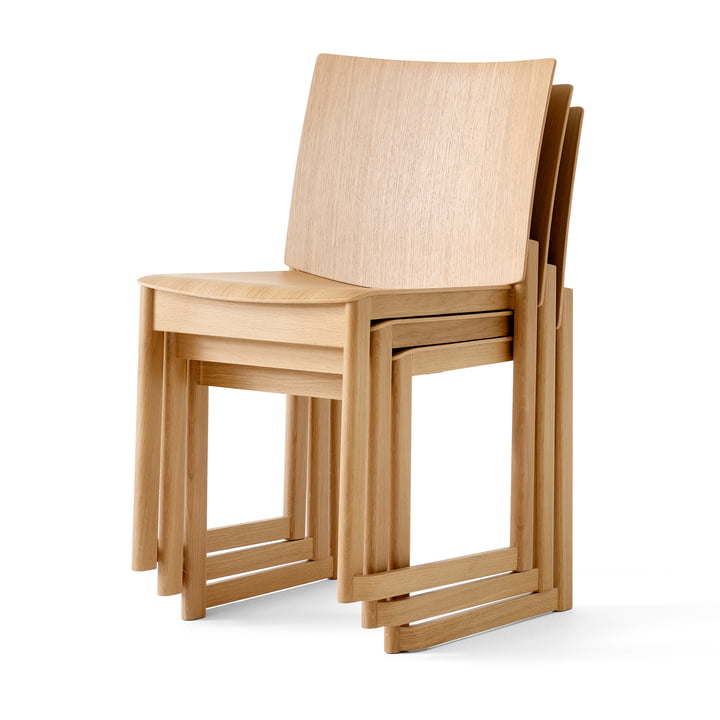 Allwood Side Chair AV35, oak lacquered from & Tradition