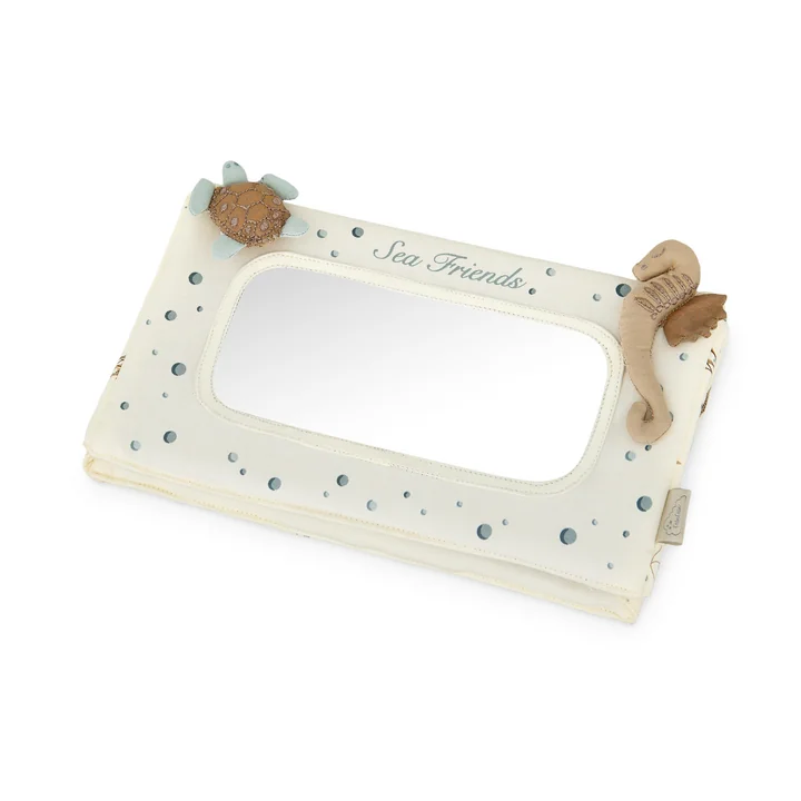 Activity toys from Cam Cam Copenhagen