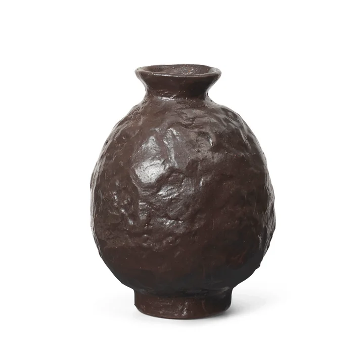 Doro Vase, H16, coffee by Ferm Living