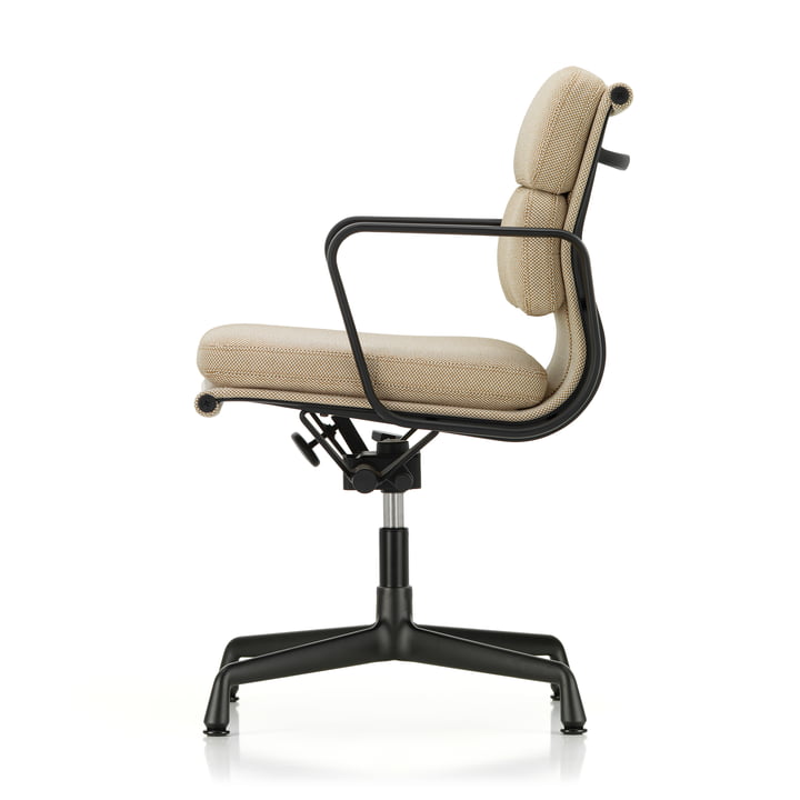 EA 231 Soft Pad Office chair with armrests deep black, swivel, Laser RE, papyrus / cream by Vitra