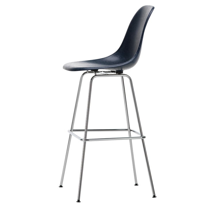 Eames Fiberglass Bar stool, high, chrome-plated / navy blue by Vitra