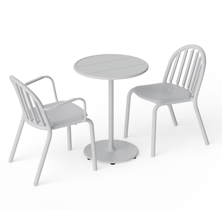 Fred's outdoor table Ø 60 cm + chair (set of 2) by Fatboy