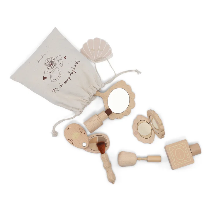 Game set from Konges Sløjd