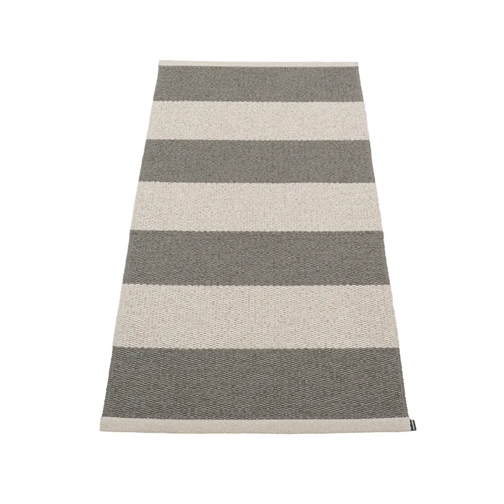 Bob Rug, 150 x 70 cm, charcoal / linen by Pappelina