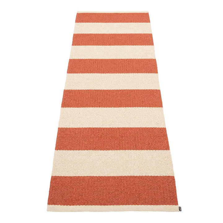 Bob Rug, 70 x 225 cm, brick / vanilla by Pappelina