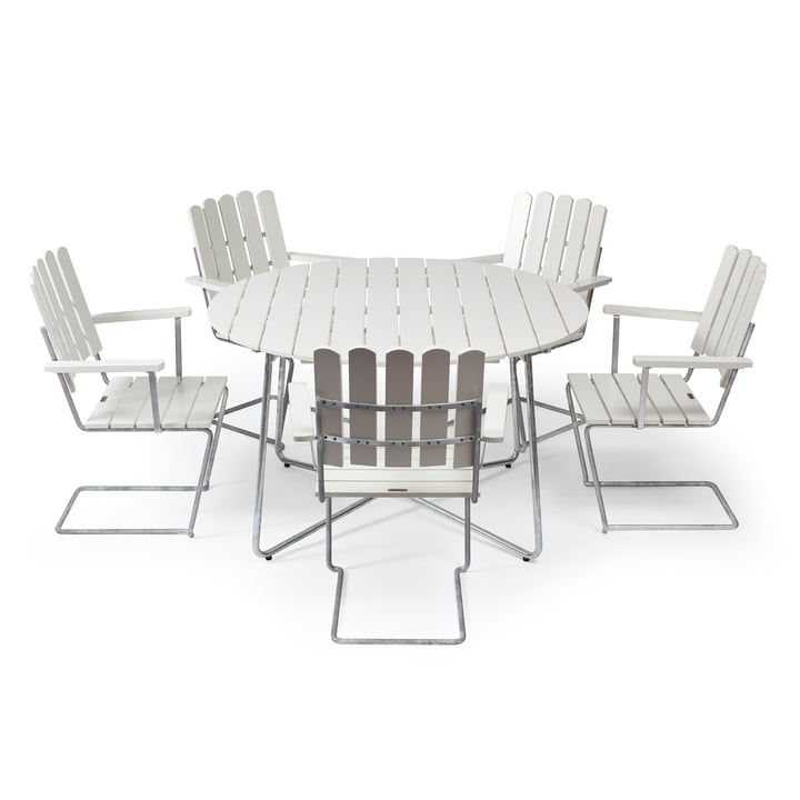 9A 120 Garden table Ø 120 cm, white lacquered oak with chairs by Grythyttan