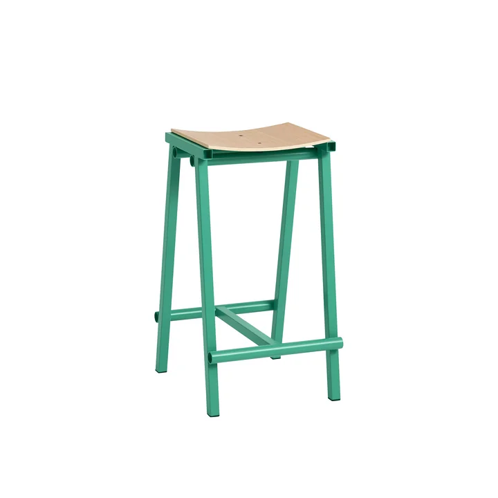 Taburete 8 bar stool, low, soft jade / oak by HAY