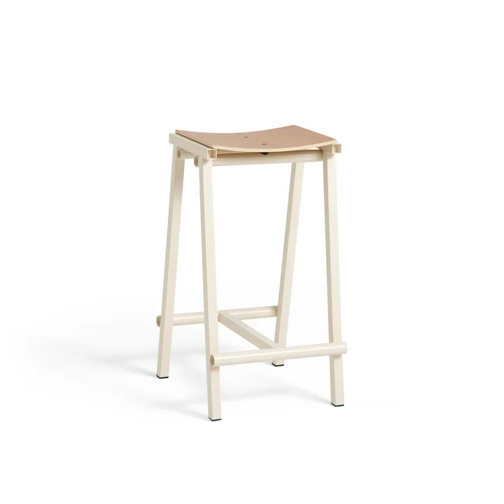 Taburete 8 bar stool, low, eggshell / oak by HAY