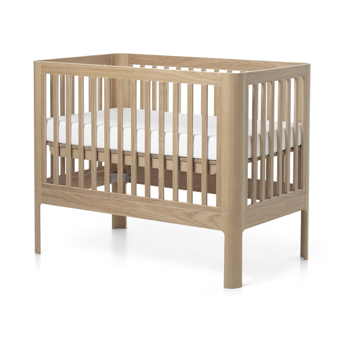 The Nova baby crib from Flexa