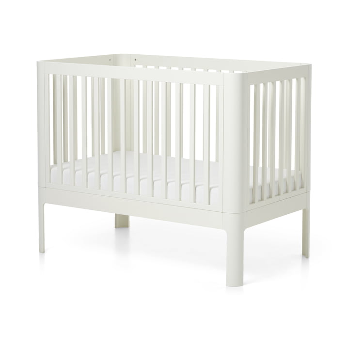 The Nova baby crib from Flexa