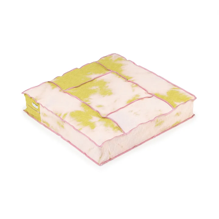 Floor pouf, marble achillea by Juslin Maunula