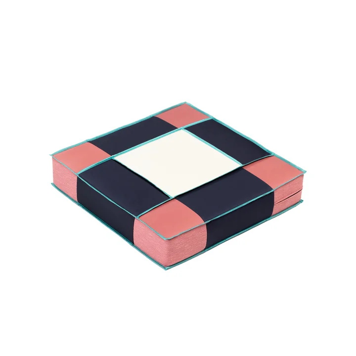 Floor pouf, rodoniitti by Juslin Maunula