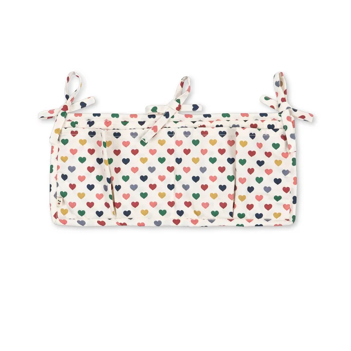 Konges Sløjd - Quilted bed pockets, coeur coloré