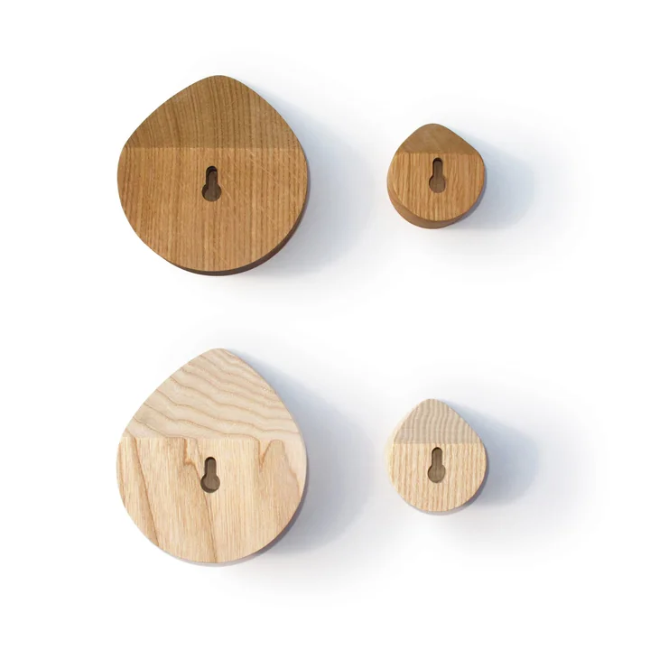 side by side - OI Wall hooks, oak and natural ash