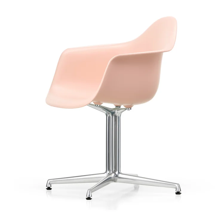Vitra - Eames Plastic Armchair DAL RE, polished / soft pink (felt glides basic dark)