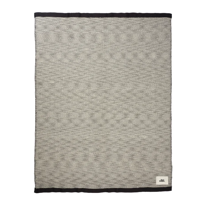 Tom Dixon - Thread blanket, 140 x 180 cm, black / white