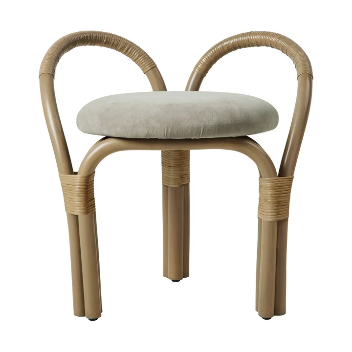 Gubi - Bistra stool, rattan oilv stained / Fustagno (003) (plastic glides)