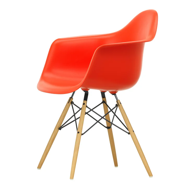 Vitra - Eames Plastic Armchair DAW RE, honey-colored ash / poppy red