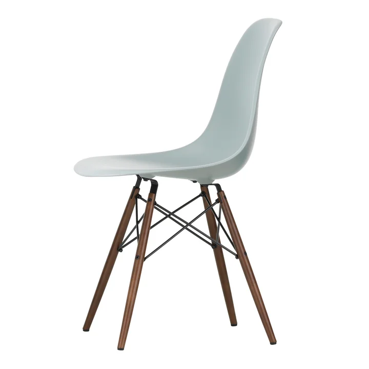 Vitra - Eames Plastic Side Chair DSW RE, dark maple / light gray