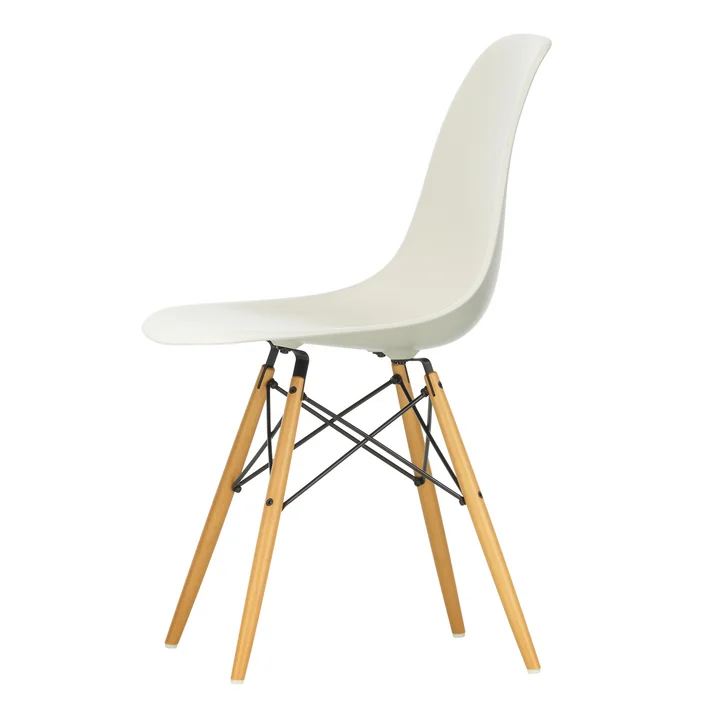 Vitra - Eames Plastic Side Chair DSW RE, yellowish maple / pebble