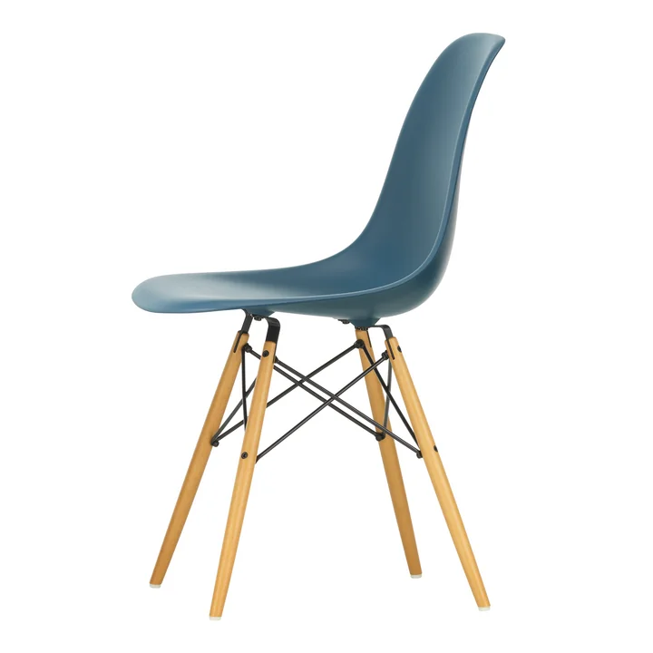 Vitra - Eames Plastic Side Chair DSW RE, yellowish maple / sea blue