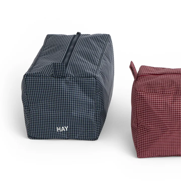 HAY - Grid Wash Bag M, dark blue