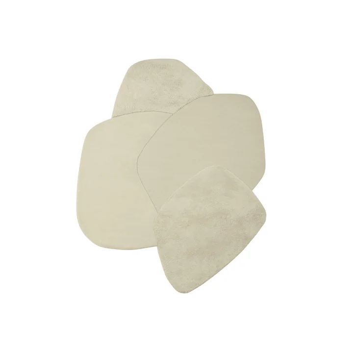 AYTM - " Mola " Rug, 140 x 195 cm, cream