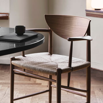 Drawn HM4 Armchair from & tradition in walnut oiled / paper cord natural