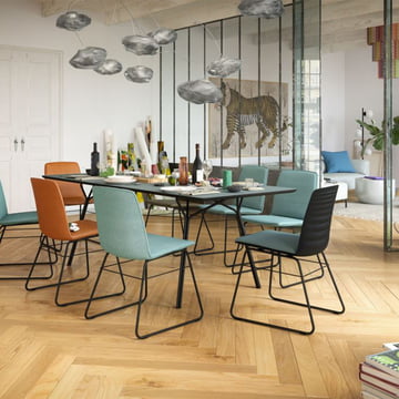 118 Chair and 120 Dining table by freistil