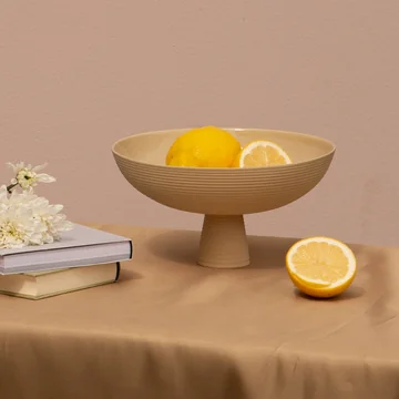 Dais Bowl with foot from Schneid in sand