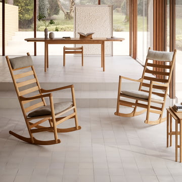 CH45 Rocking chair, oak with seat and neck cushion from Carl Hansen
